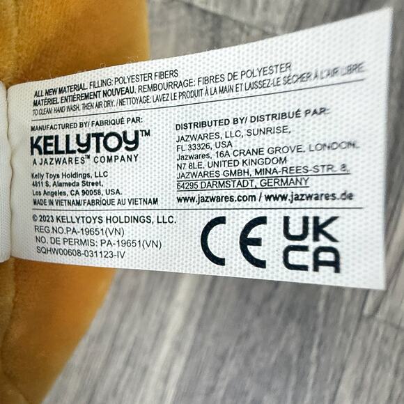 Squishmallows Erin Chipmunk S7 #1912 12” Plush 2023 Fall Green Scarf NWT - Picture 3 of 7